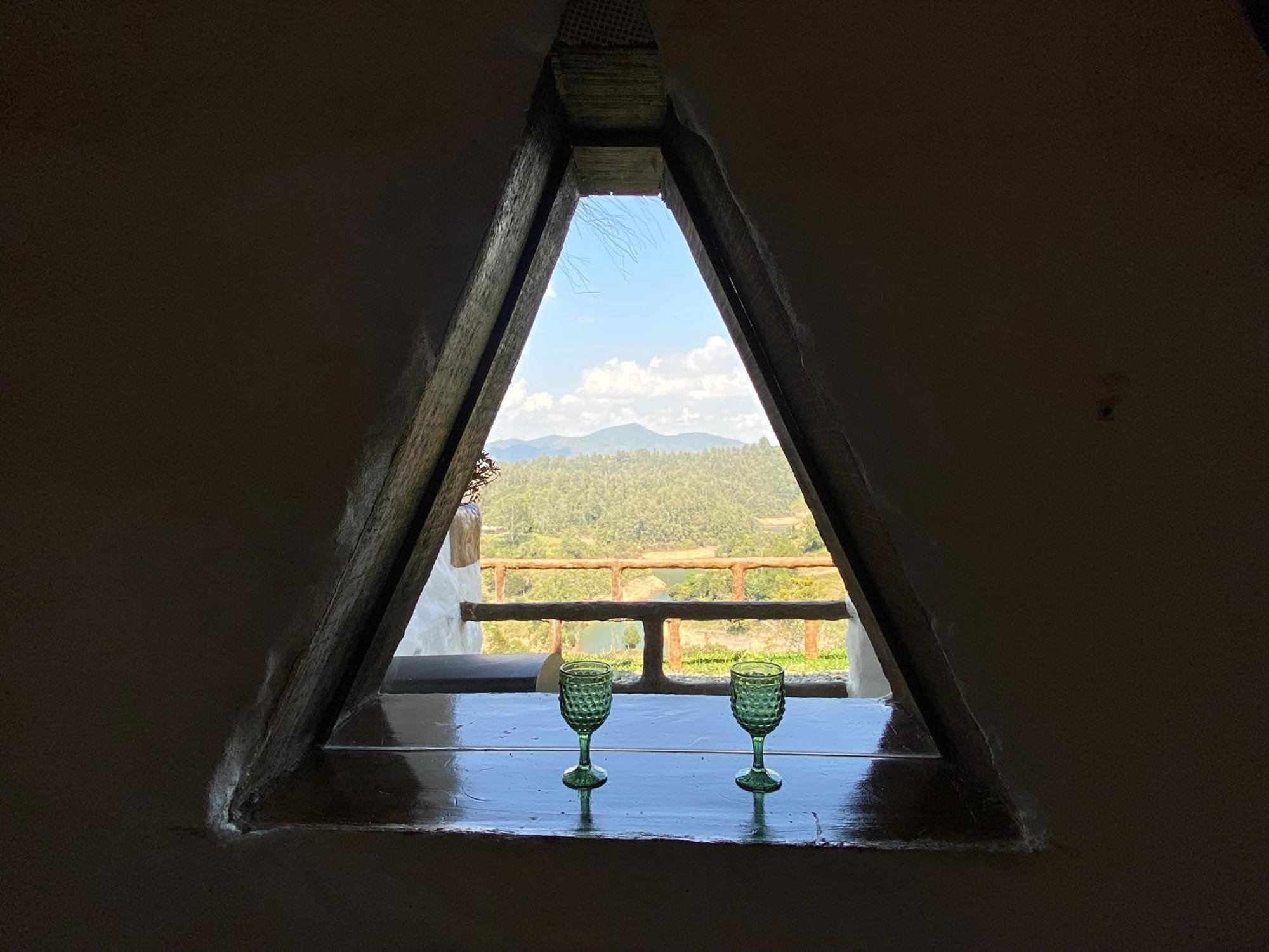 Hobbit Hotel Ecolodge- Guatape Ngoại thất bức ảnh