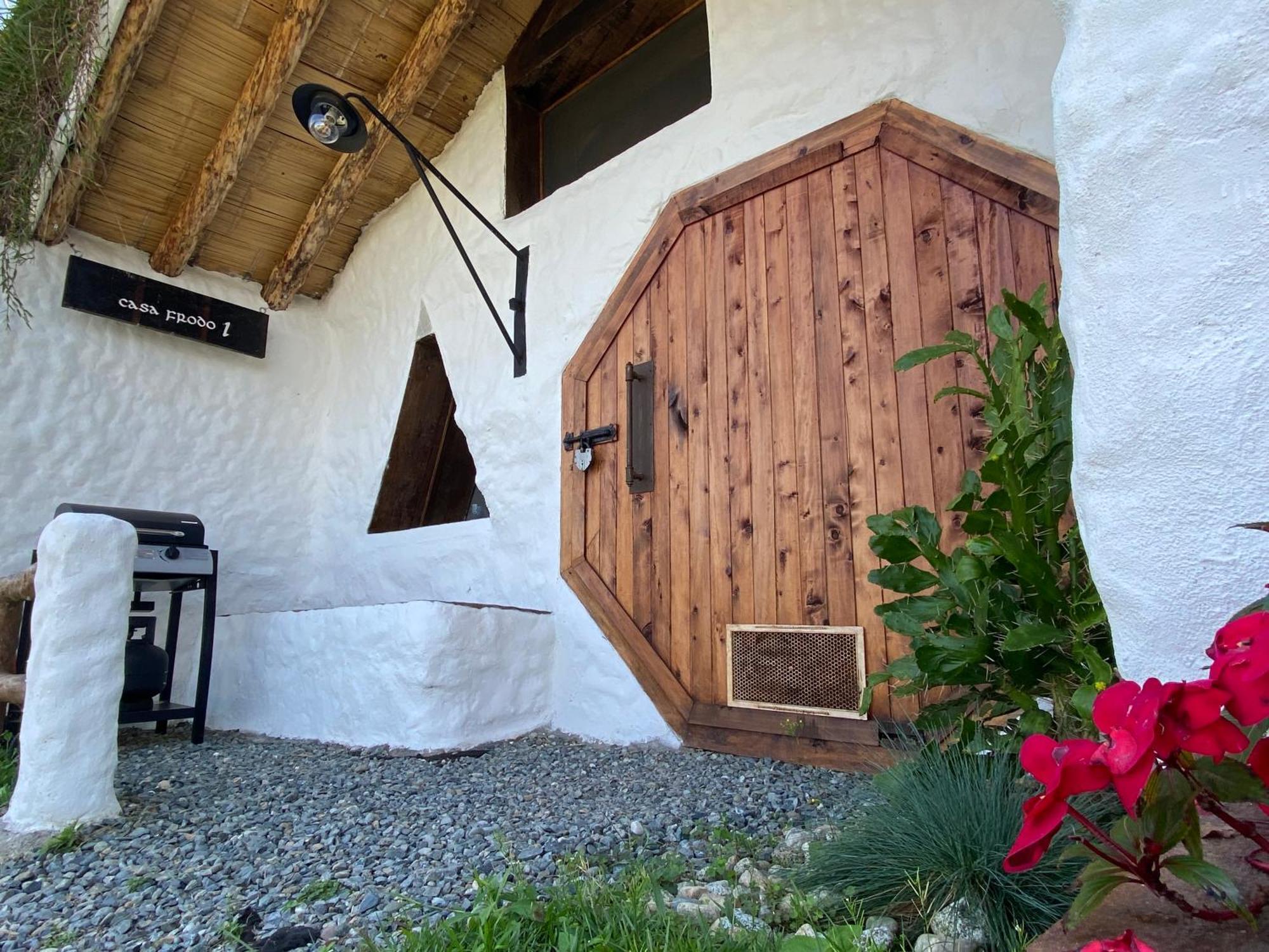 Hobbit Hotel Ecolodge- Guatape Ngoại thất bức ảnh