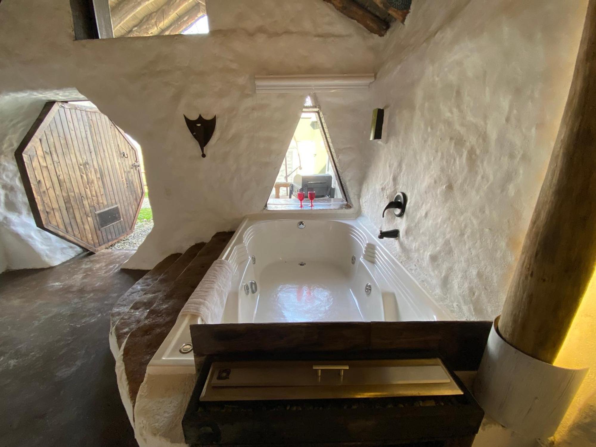 Hobbit Hotel Ecolodge- Guatape Ngoại thất bức ảnh