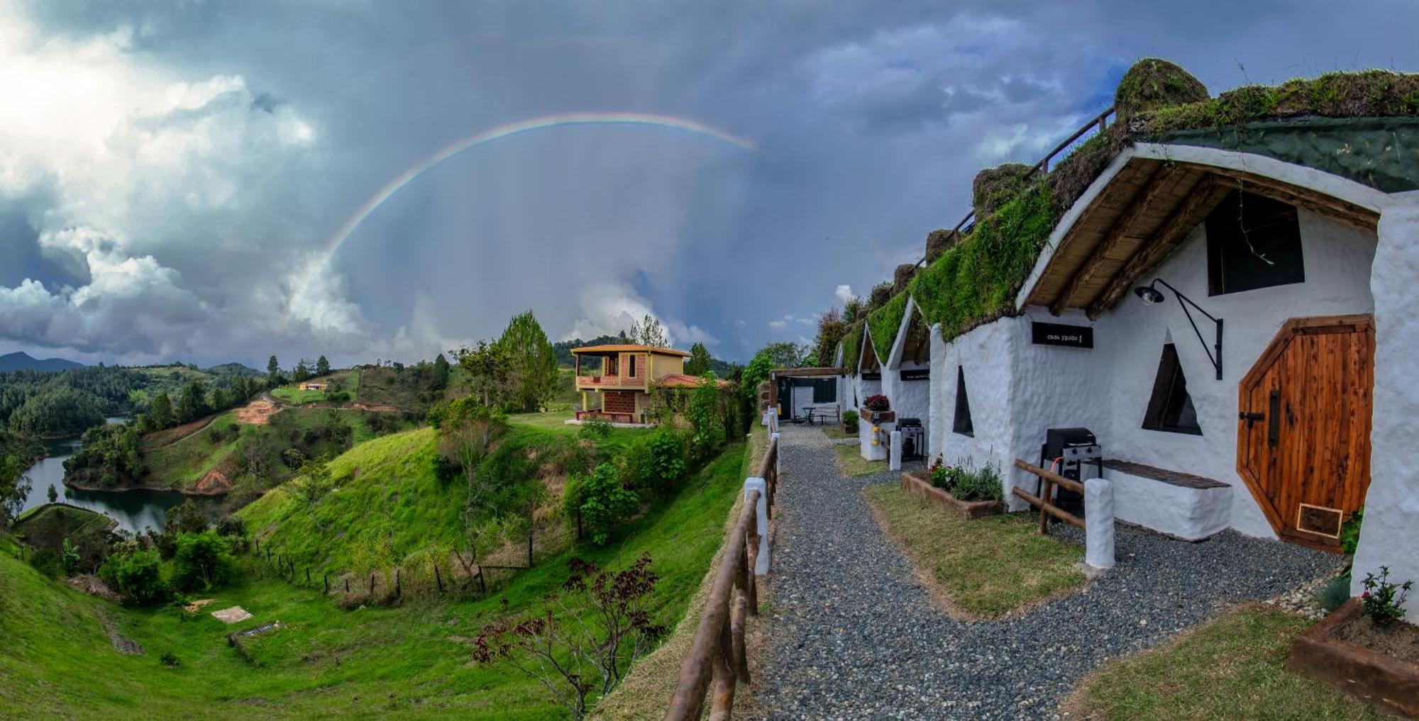 Hobbit Hotel Ecolodge- Guatape Ngoại thất bức ảnh